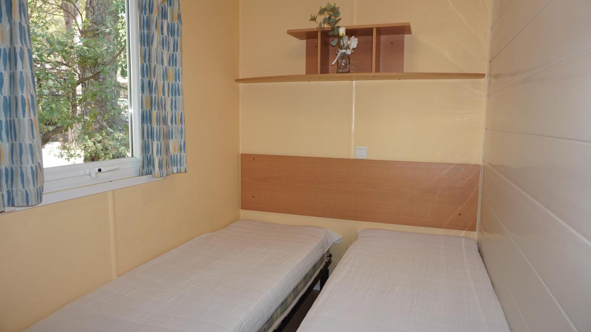 Chalets Met Buitenkeuken Op Camping Lei Suves - Joycasa Roquebrune-sur Argens Luaran gambar